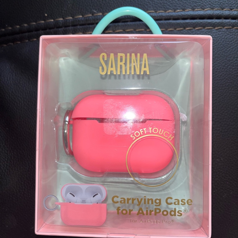 Sarina Pink AirPods Pro Case NIB NWT